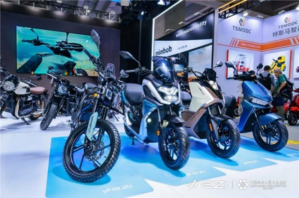 1760611376997808.jpg 3.jpg