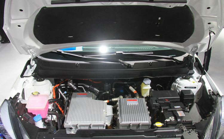 新能源汽车 新能源汽车