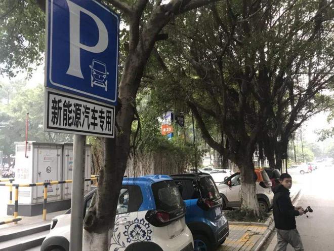 1567065370112158.jpg 广西0829.jpg